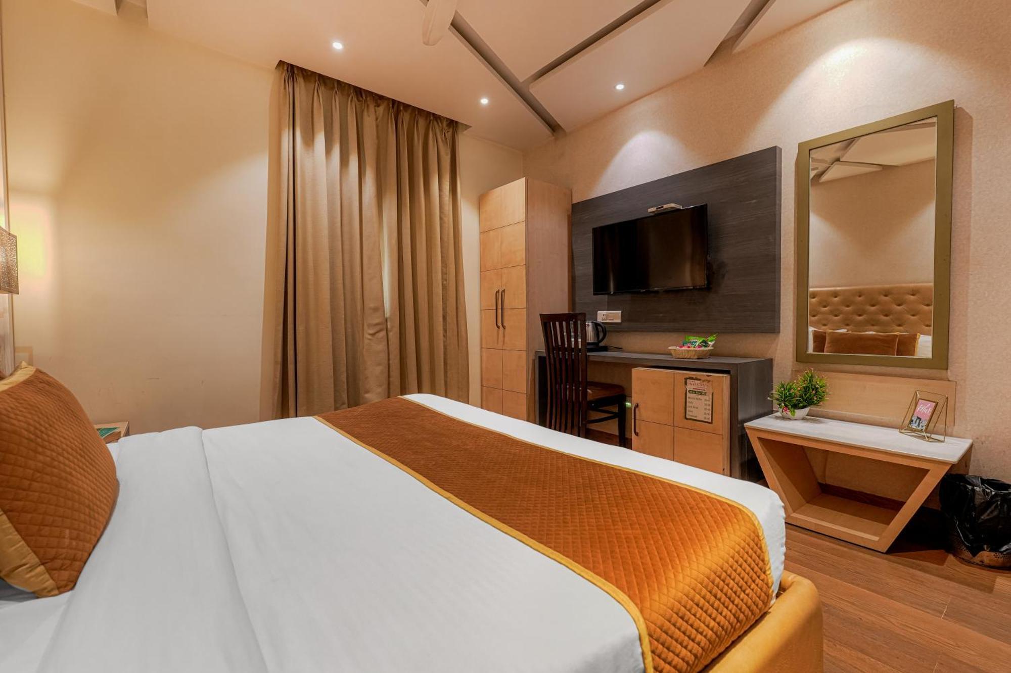 Csjs Inn Hotel Амрітсар Екстер'єр фото